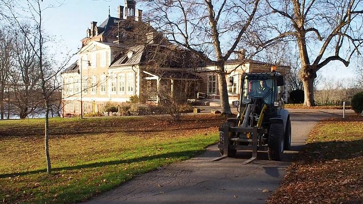 Tre veckor på el - Region Uppsala testar ny hjullastare