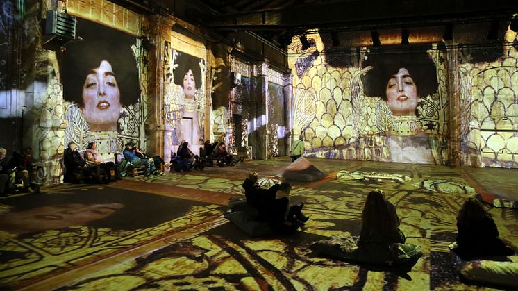 Blick in die Ausstellung "Gustav Klimt. The Gold Experience" im Kunstkraftwerk Leipzig - Foto: Andreas Schmidt