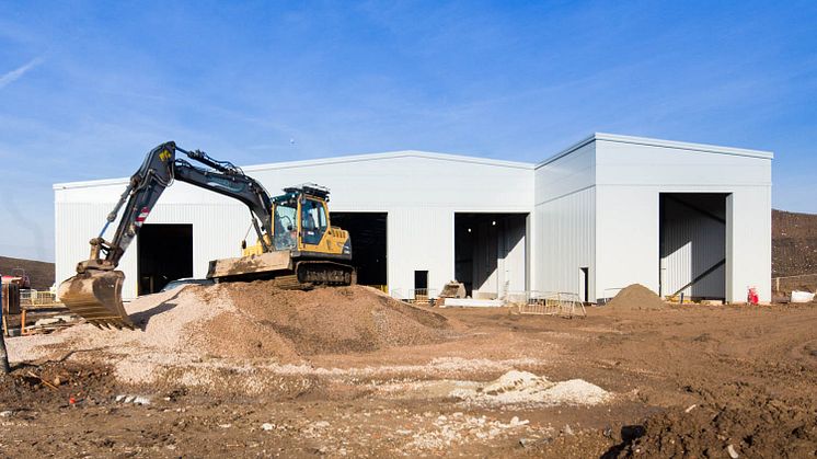 Hitachi Rail Europe celebrates topping out at new Stoke Gifford Train Maintenance Centre