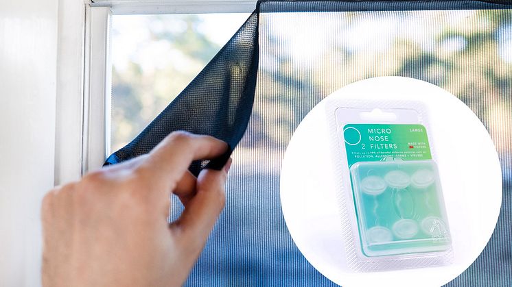 Pollennät till fönstret, näsfilter och näsdukshållare med bomullsnäsdukar – så hanterar du pollensäsongen.