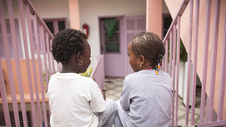 "La Maison Rose" i Senegal - ett skyddat boende för kvinnor och flickor, och som drivs med stöd av Rädda Barnen.  Foto: Guilhem Alandry
