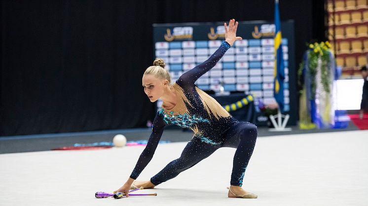 Cassandra Pettersson svensk mästarinna i rytmisk gymnastik 2018