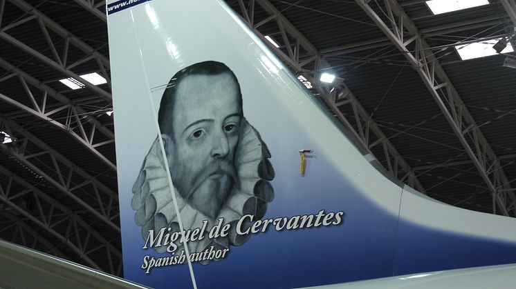 Cervantes ya decora la cola de un avión de Norwegian