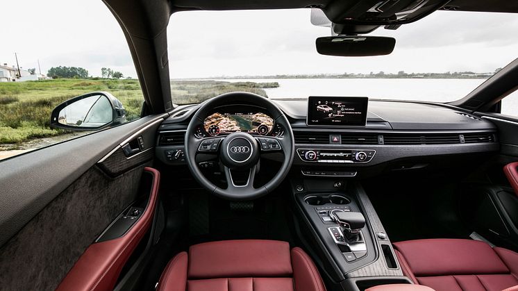 Audi A5 Coupe interiör