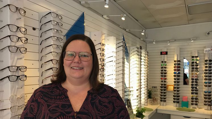 I september i år tog Sanna Laaksoharju över KlarSynt anslutna Skoglunds Optik i Enköping 