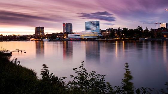 Konferens om personalbristen inom sjukvården samlar landets beslutsfattare i Umeå