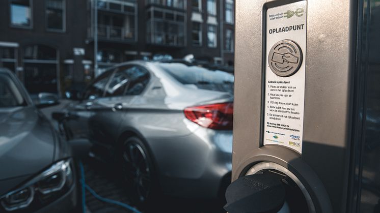 BMW:s miljösamarbete med Rotterdam: Ny app ska öka utsläppsfri bilkörning 