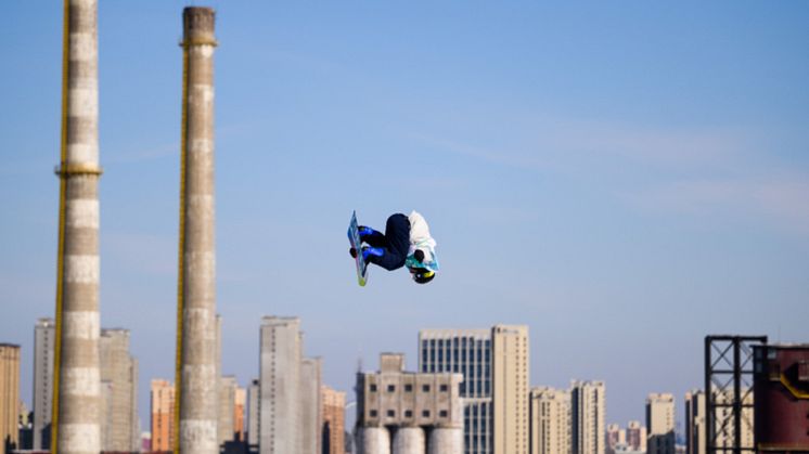 Sven Thorgren gick vidare från kvalet och är redo för OS-final i big air. Foto: Maxim Thore/Bildbyrån. 