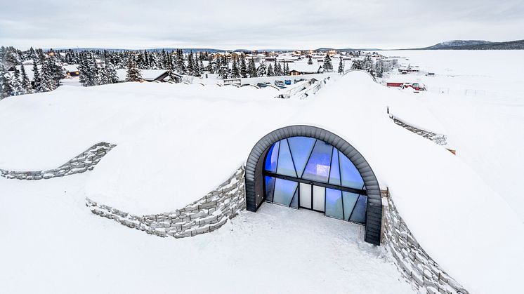 Ingången till Icehotel 365 Foto: Asaf Kliger