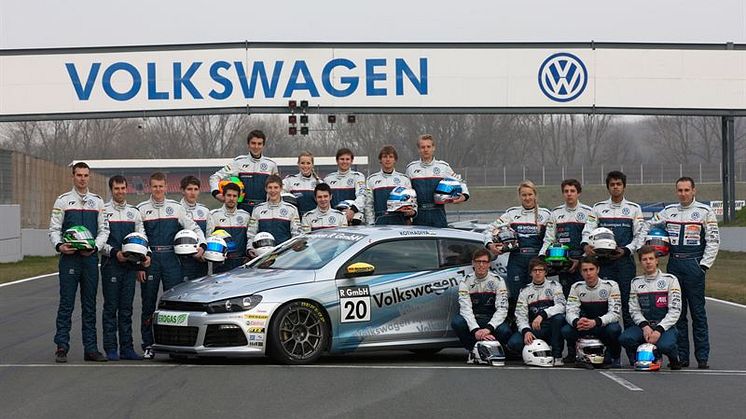 Svensktrio redo för stjärnspäckad premiär i Volkswagen Scirocco R-Cup