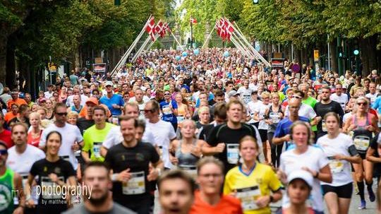 Telenor fyrer op for stemningen under CPH Half Marathon