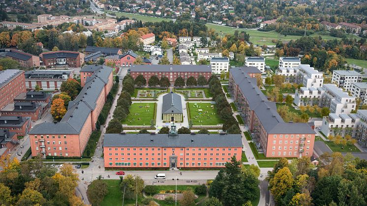 Första spadtaget för studentbostäder i Klockhusparken, Brommas nya Beckomberga. 