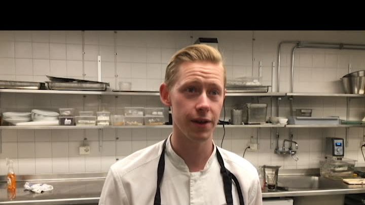 Köksmästare Magnus Santesson berättar varför Stadshuskällaren är en KRAV-certifierad restaurang