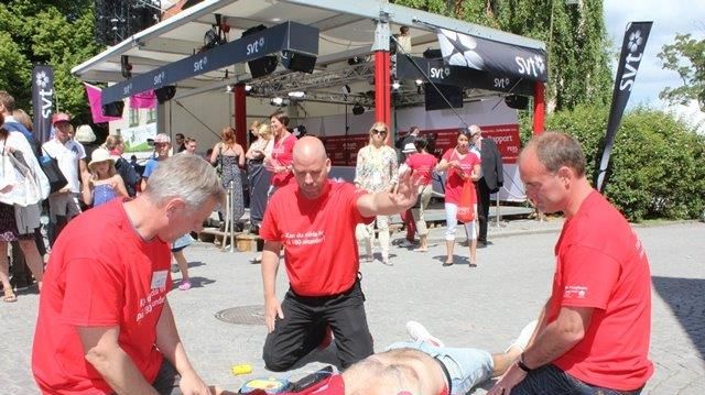 Hjärt-Lungfonden räddar liv i Almedalen