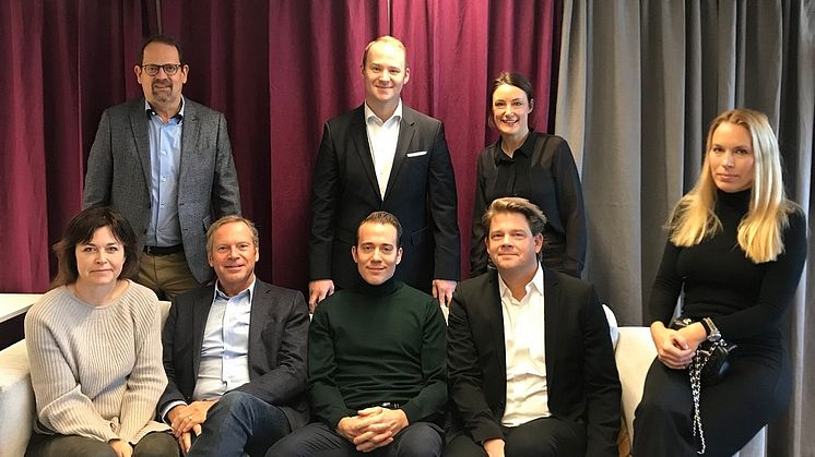 Övre raden från vänster: Peder Hasslev (Saminvest), Erik Wijnbladh (Saminvest), Maria Ljungberg (Propel Capital). Nedre raden från vänster: Anna Ljungbergh, Lars Lindgren, Mattias Weinhandl, Anders Göransson och Boel Swartling.