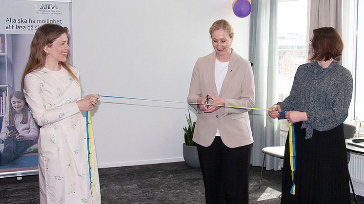 Tillgänglig läsning i fokus när kulturministern invigde MTM:s nya kontor i Malmö