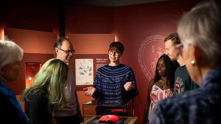 Det mystiska silverhjärtat är ett av hundratals historiska föremål du möter på Stadsmuseet. Foto: Kristin Lidell