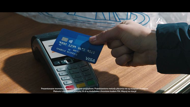 Kampania reklamowa Visa na Zimowe Igrzyska Olimpijskie PyeongChang 2018 - screen ze spotu_płatność kartą Visa