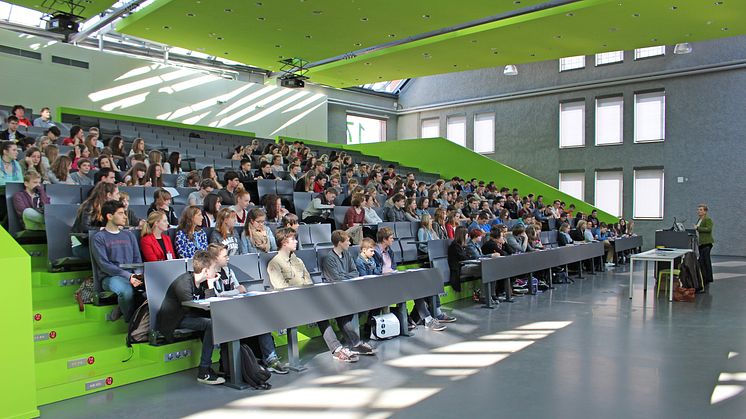 Schnuppervorlesungen, Workshops und Schülerlabore am Zukunftstag für Mädchen und Jungen