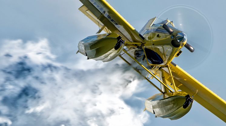 Flygplanen är av typen Air Tractor AT-802 Fire boss. Flygplanen kan släppa 3 000 liter vatten per fällning.