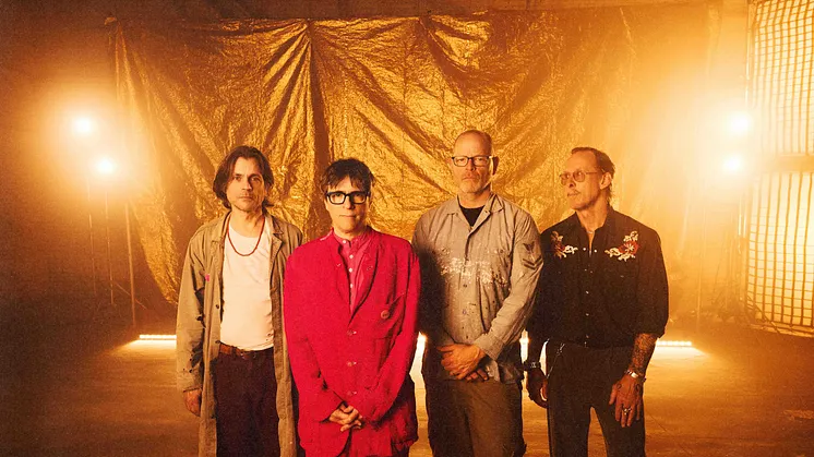 ALBUMAKTUELLA WEEZER ÅKER PÅ VÄRLDSTURNÉ - ETT STOPP I SVERIGE!