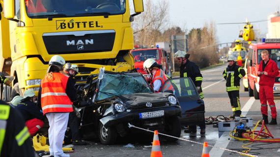 Versicherer starten automatisches Notruf-System für Autos 