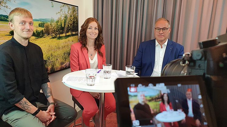 JP Infonets rådgivare Gustaf von Essen, Jessica Deinoff och Simon Jernelöv.