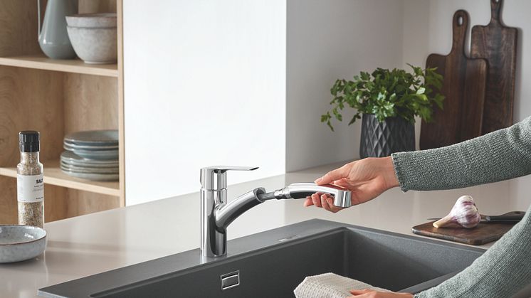 GROHE Start Single-lever sink mixer pull-out_Chrome_30531001_Mood 2.jpg