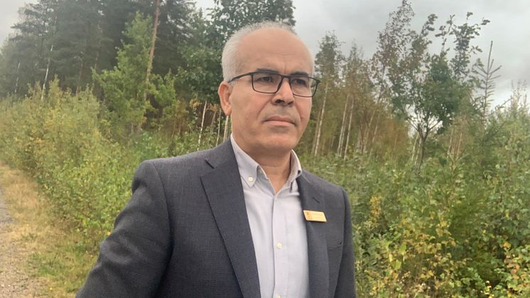 Mohamad Mehanna lämnade som ung hemlandet Libanon för Sverige. Sedan i våras är han kriminalvårdschef i Mariestad och vägen dit gick bland annat via studier på Högskolan i Skövde.