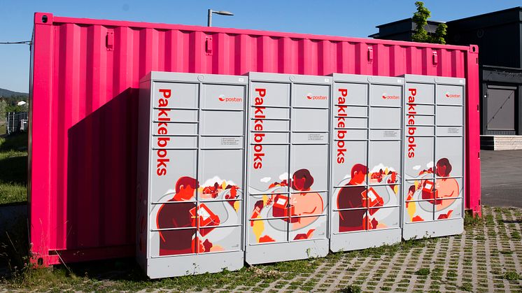 Posten skal sette ut tusen pakkerbokser forskjellige steder i Norge for å møte kundenes ønsker om lett tilgjengelighet ved henting av netthandelspakker,