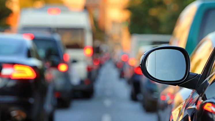 Utsläppen från vägtrafiken minskade trots ökad trafik