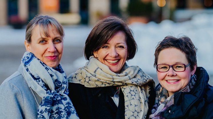 De tre vinnerne av Livsvernprisen 2018. Fra venstre: Anna Solberg, Siri Fuglem Berg og Åsta Årøen. 