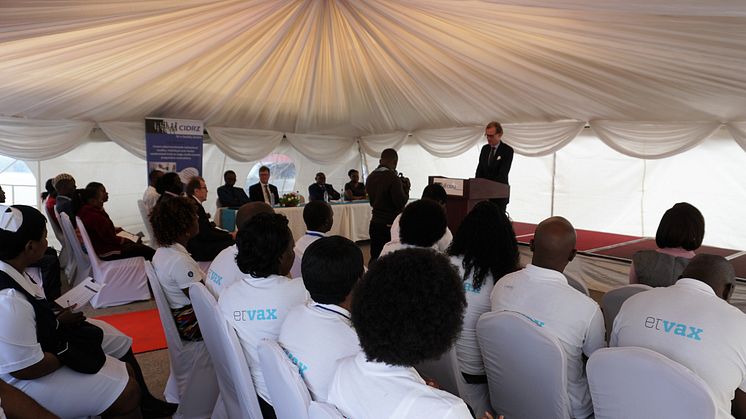 Scandinavian Biopharmas prövningsprogram i Afrika invigdes av Hälsoministeriet i Zambia tillsammans med den Svenska Ambassadören Henrik Cederin 