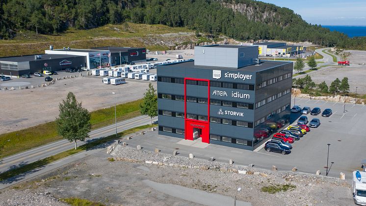 Simployer tar initiativ til å samarbeide med flere andre teknologiarbeidsgivere i Kristiansund om rekruttering for å tiltrekke flere arbeidstakere med høyere utdanning til å flytte hjem til Nordmøre.FOTO: Per Kvalvik