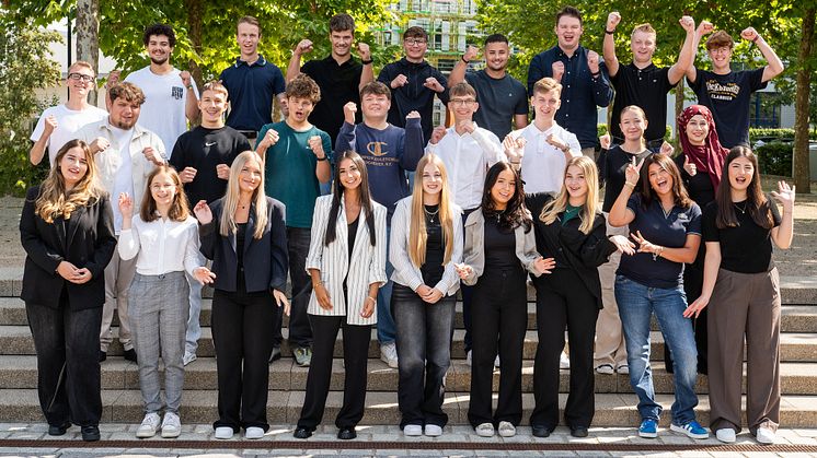 The new junior staff at Dachser’s Head Office in Kempten. Photo: Dachser/Matthias Sienz