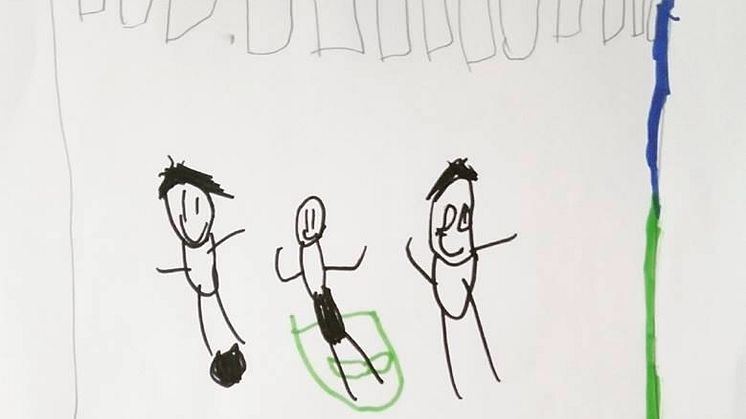 Teckning av 7-årig pojke som saknar sin pappa som är i fängelse och vars högsta önskan var att få spela fotboll med honom.