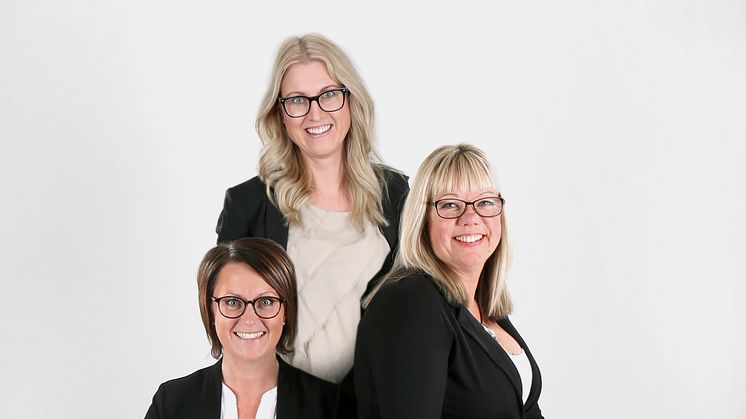 Elin Riklander, Julia Berggren och Ingela Lundgren Backlund öppnar nu tillsammans Bjurfors nya kontor i Sundsvall.