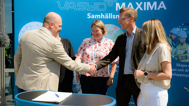 MAXIMA signering_Sjölunda