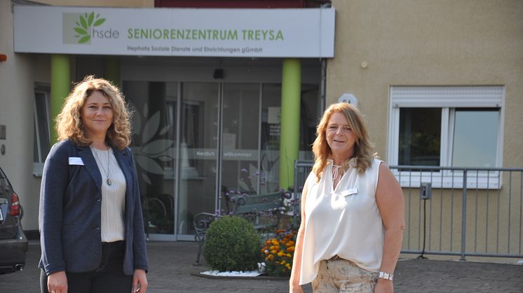 Das neue Leitungsteam des Seniorenzentrums Treysa: Einrichtungsleiterin Lilia Klaus (links) und Pflegedienstleiterin Ilona Nickel. 
