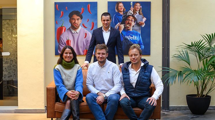 Leveringstjenesten Wolt har valgt Dentsu X som nytt mediebyrå. Fra venstre Ahmet Demirel, Marianne Lund, Adrien Bjørnskau og Magnus Regner. Foto: Lucyna Pesik/Wolt.