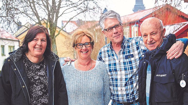 Lasse och Louise tycker att de har hittat de perfekta hyresgästerna.