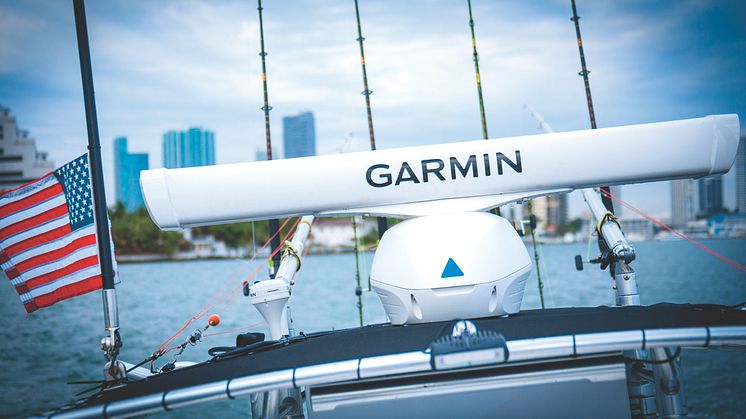 SENESTE GARMIN® FANTOM™ SERIE STYRKER DE MARKEDSLEDENDE SOLID-STATE MARINERADARER