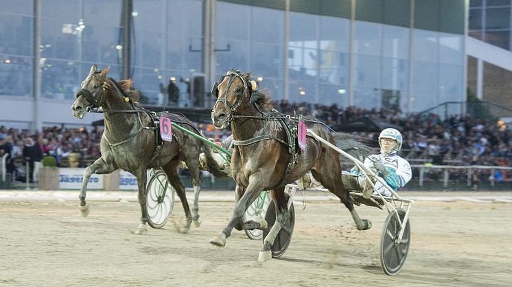 Propulsion vann Åbergs för två på sedan på 1.08,1 före Ringostarr Treb som fick tiondelen sämre. Det snabbaste loppet i Europa vid den tidpunkten.