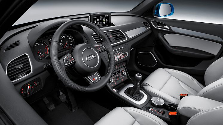 Audi Q3 facelift interiör