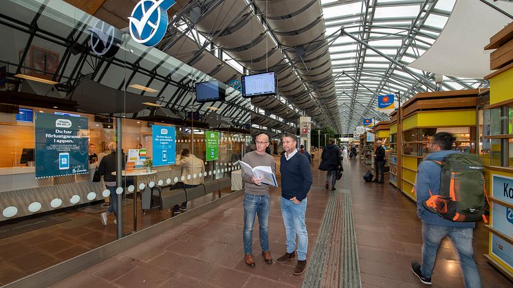 Henrik Quicklund (Wikström AB) och Rickard Stenqvist (Västtrafik)