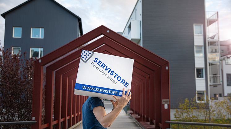 Servistore expanderar snabbt