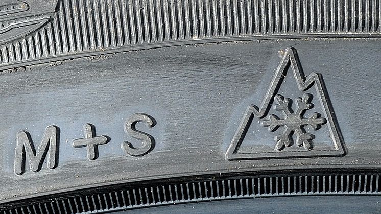 Vinterdæk - M+S symbolet og vintersymbolet