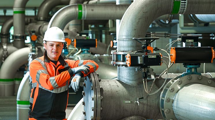 Moritz Zobel hat in diesem Sommer erfolgreich seine Ausbildung zur Fachkraft für Wasserversorgungstechnik bei Veolia abgeschlossen. Das Wasserwerk Grimma war eine der wichtigsten Lern-Stationen während seiner Ausbildungszeit.