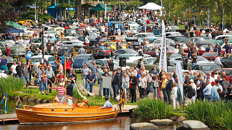 Drygt 1.000 bilar, motorcyklar, mopeder, lastbilar traktorer och båtar kommer till Nostalgia Festival i Ronneby Brunnspark.