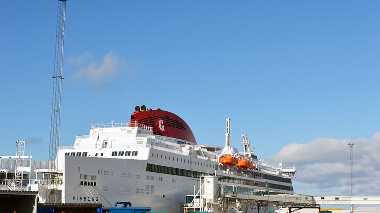 Gotlands hamnar  miljösatsar med Titan mastbelysning i Visby hamn